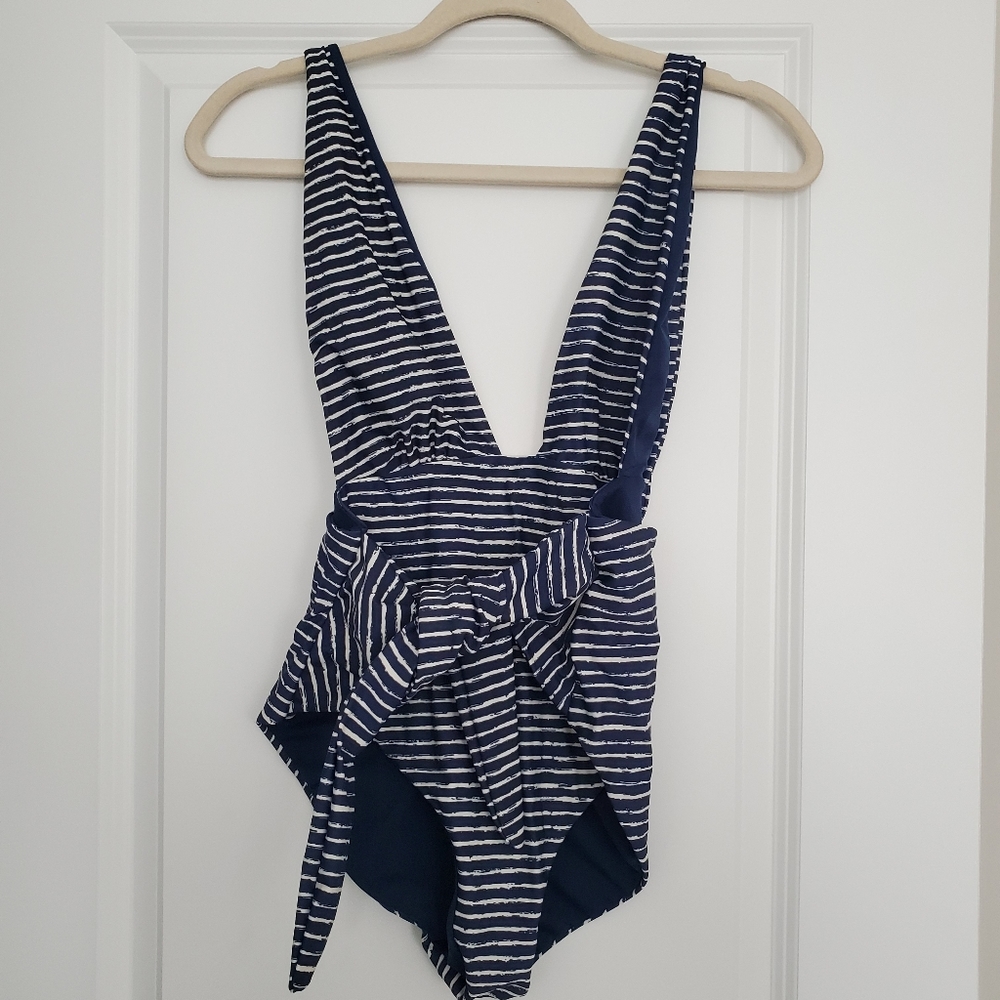 The Mint Julep Boutique Medium Nautical News One Piece Navy Swimsuit